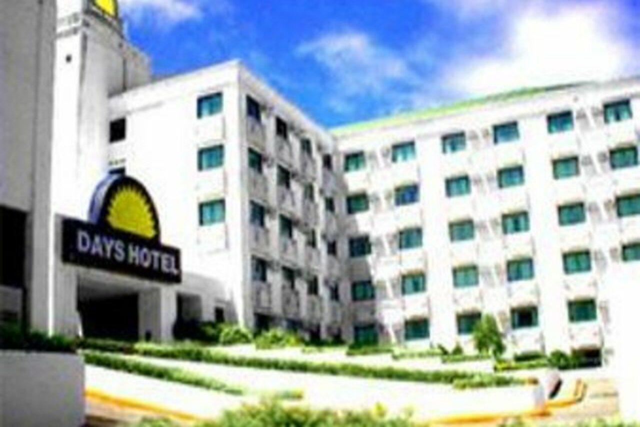 Days Hotel Mactan Cebu Lapu-Lapu City Esterno foto